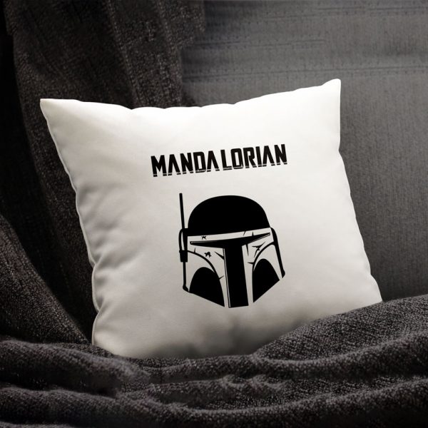 Pernă Mandalorian, pentru fanii Star Wars Pernă Mandalorian, pentru fanii Star Wars