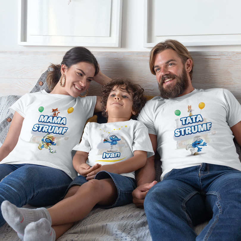 Tricouri personalizate cu Strumfi pentru toată familia