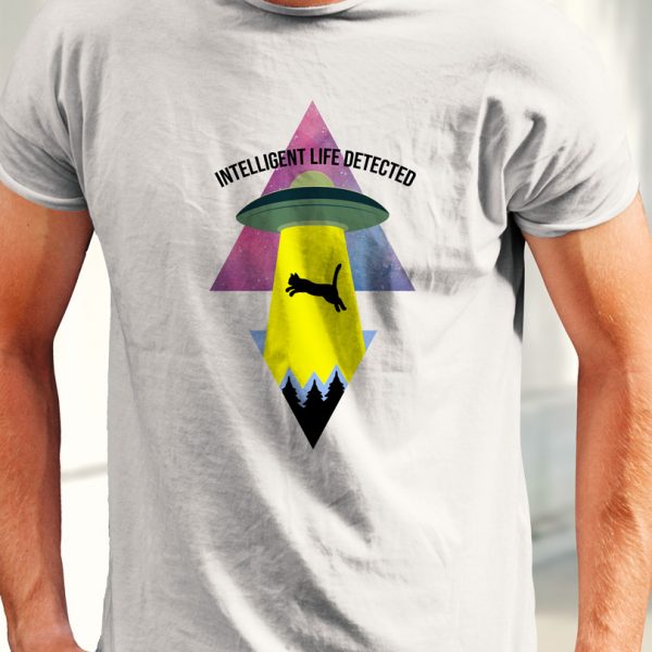 Tricou OZN cu Mesaj Amuzant Intelligent Life Detected Tricou OZN cu Mesaj Amuzant Intelligent Life Detected
